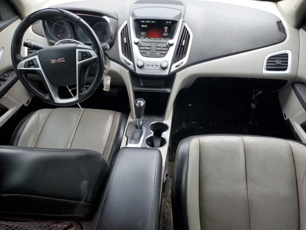 2017 GMC Terrain - Image 8