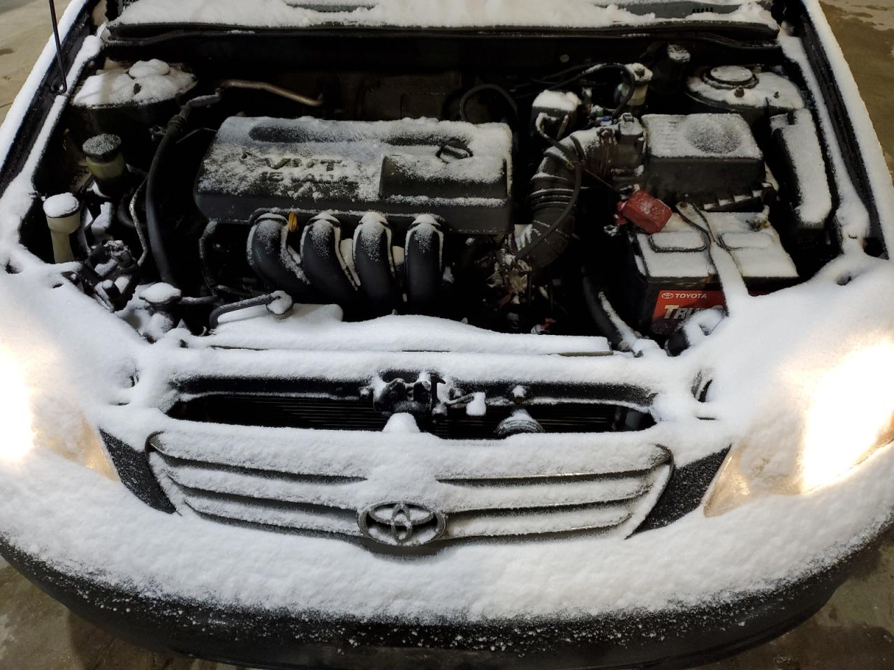 2004 Toyota Corolla - Image 11
