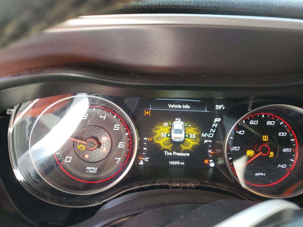 2019 Dodge Charger - Image 9
