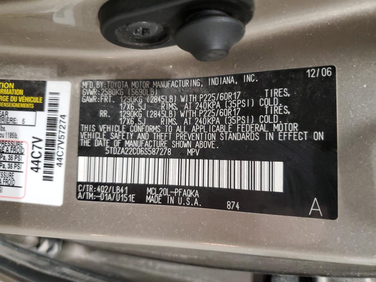 2006 Toyota Sienna - Image 13