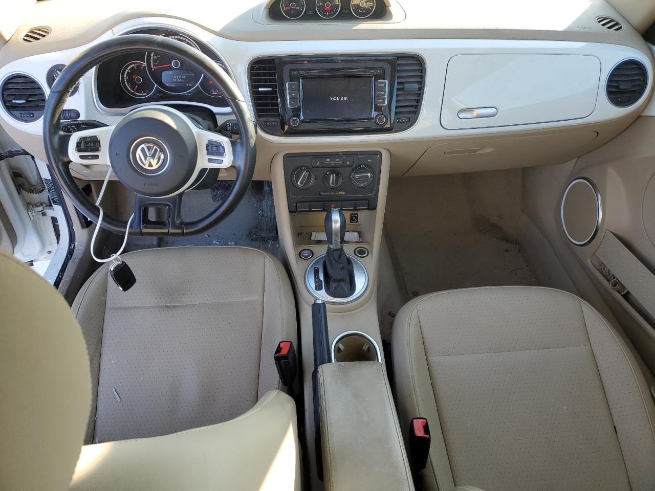 2015 Volkswagen Beetle - Image 8