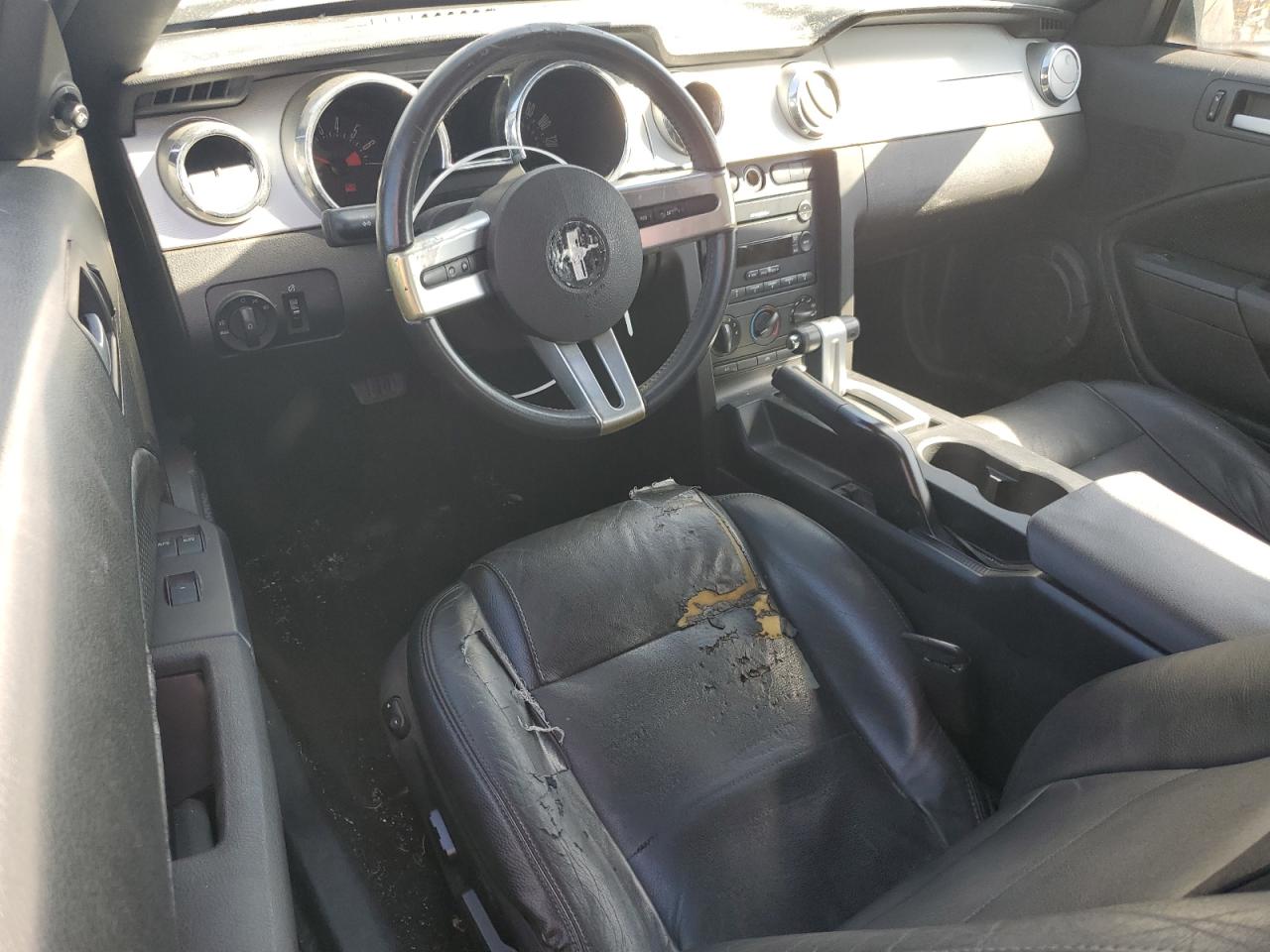2005 Ford Mustang - Image 8