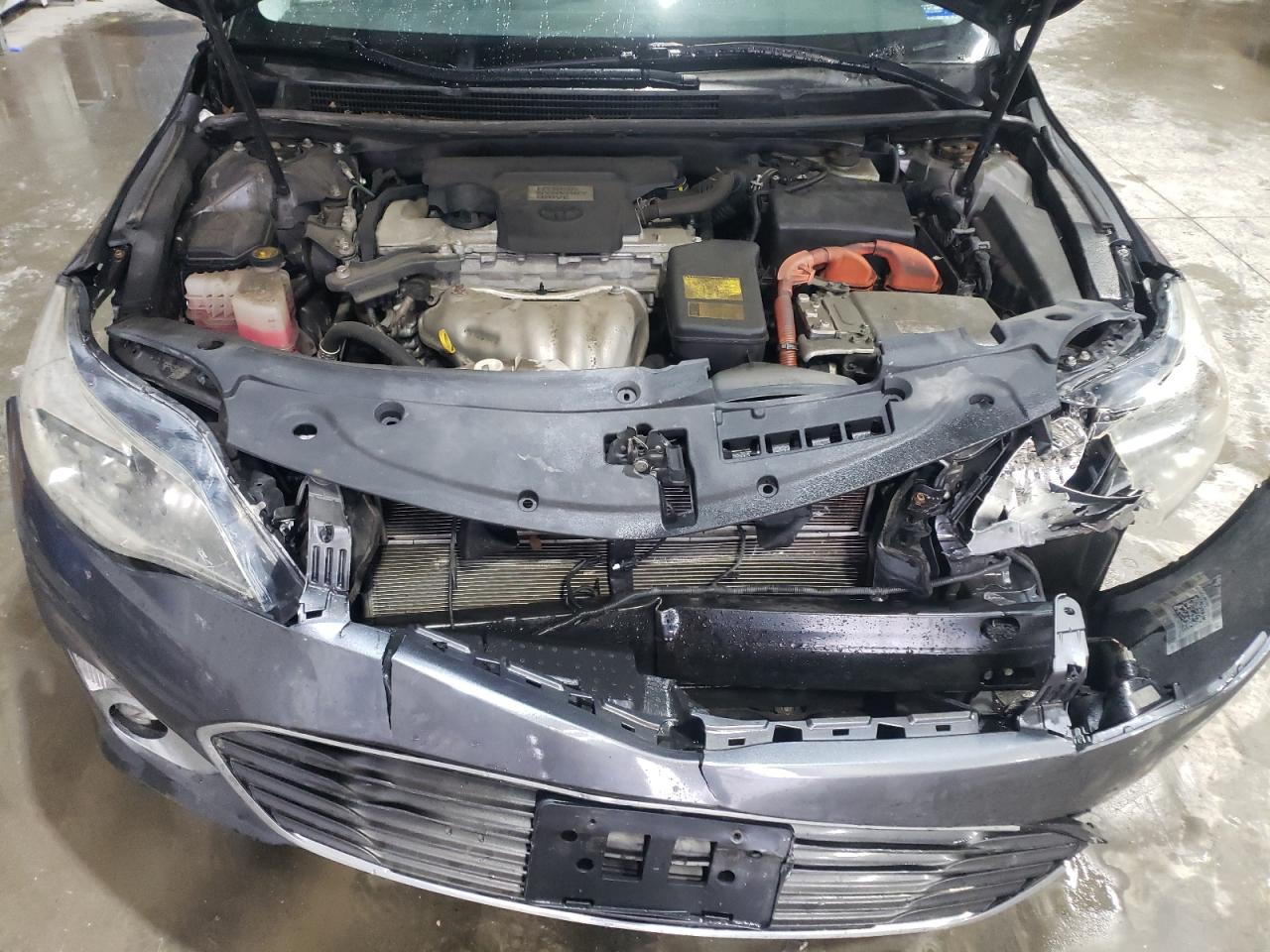 2013 Toyota Avalon - Image 11