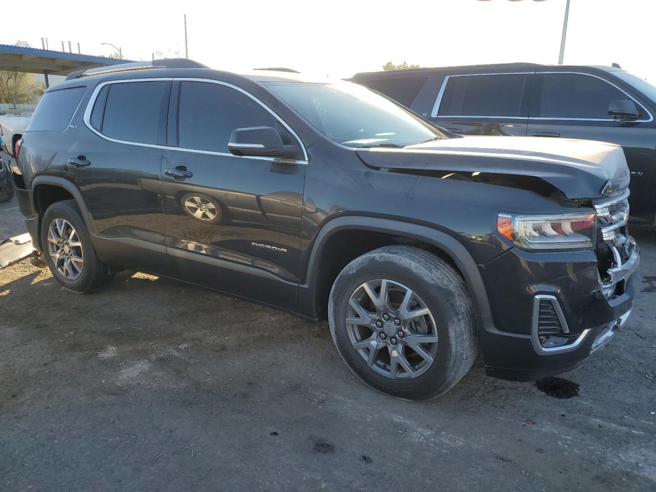 2020 GMC Acadia - Image 4