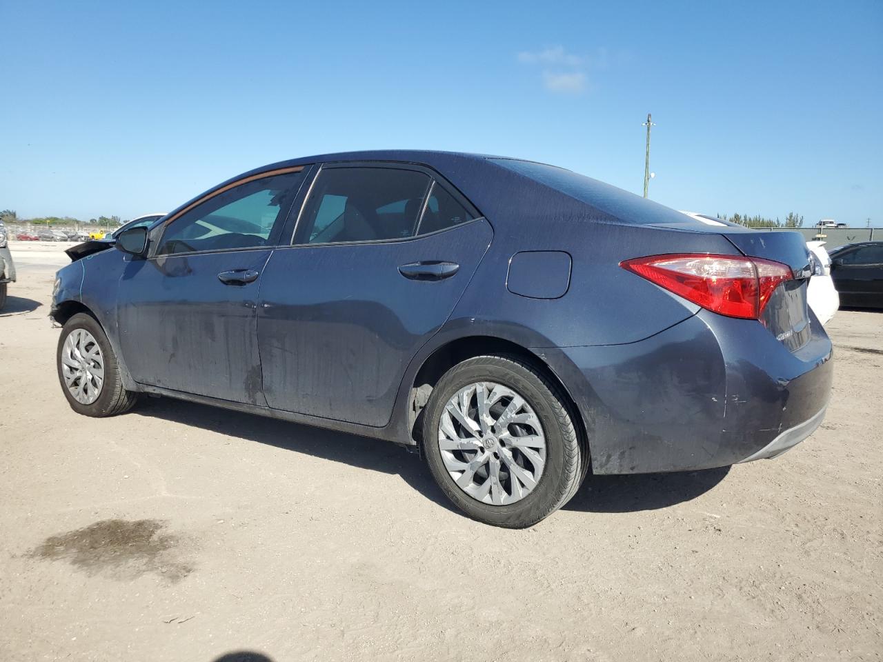 2018 Toyota Corolla - Image 2