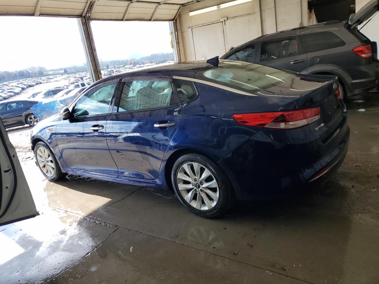 2016 Kia Optima - Image 2