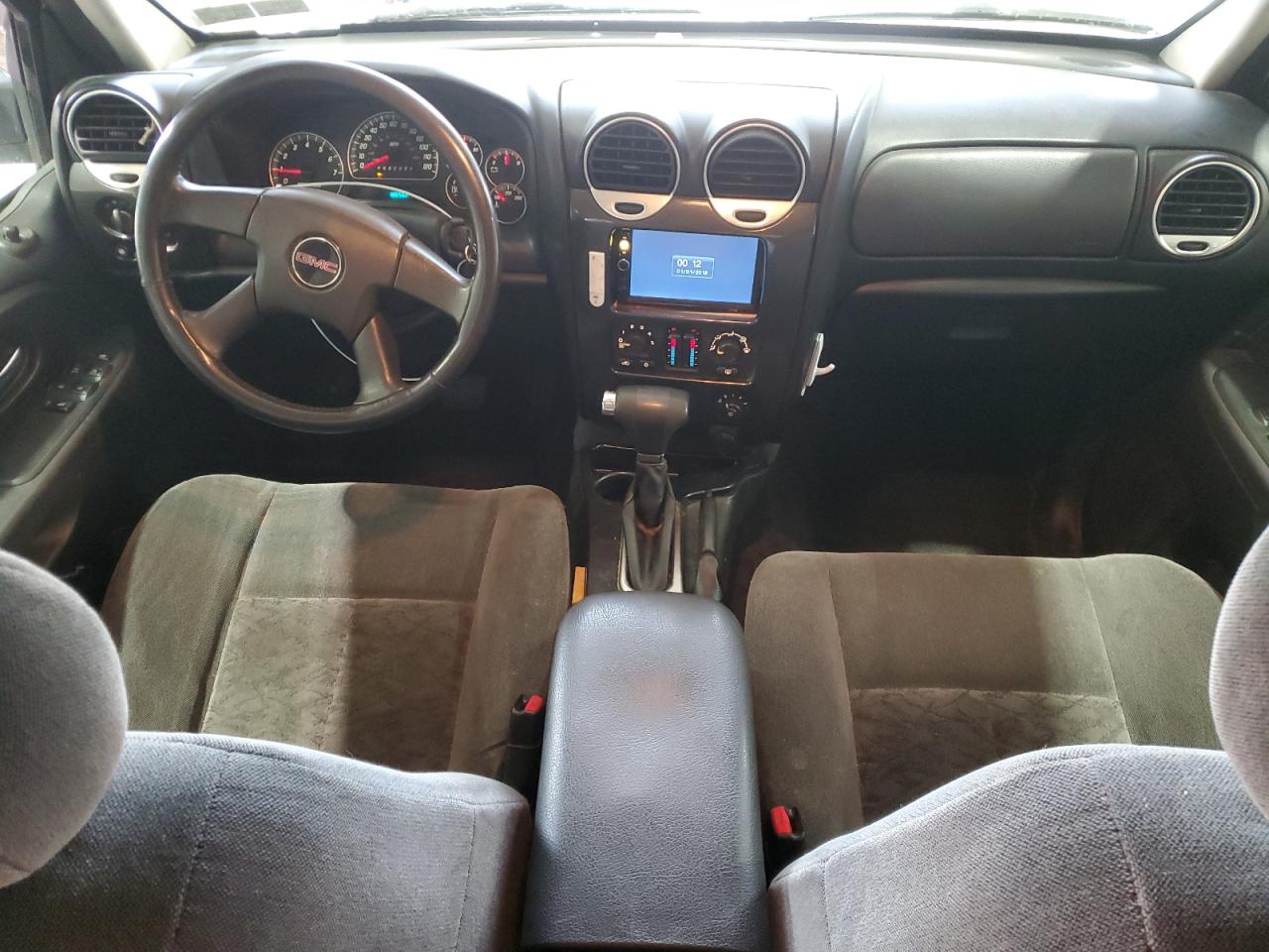2006 GMC Envoy - Image 8