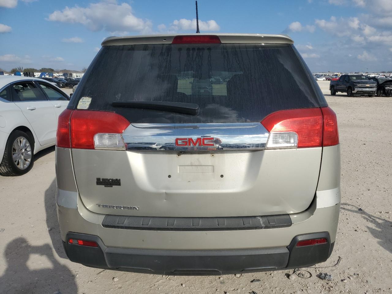 2013 GMC Terrain - Image 6