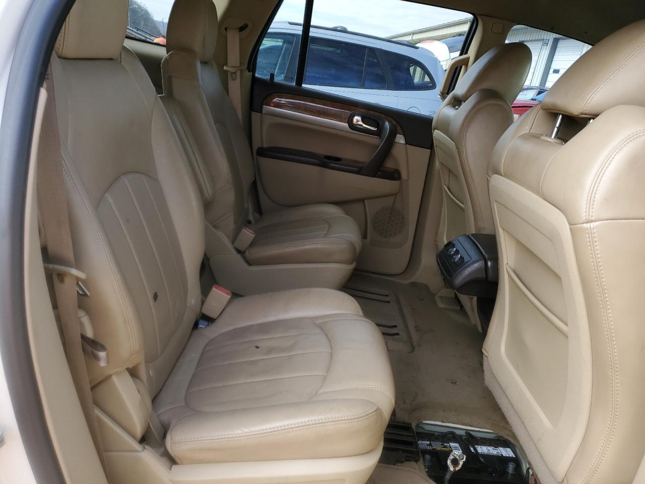 2011 Buick Enclave - Image 11