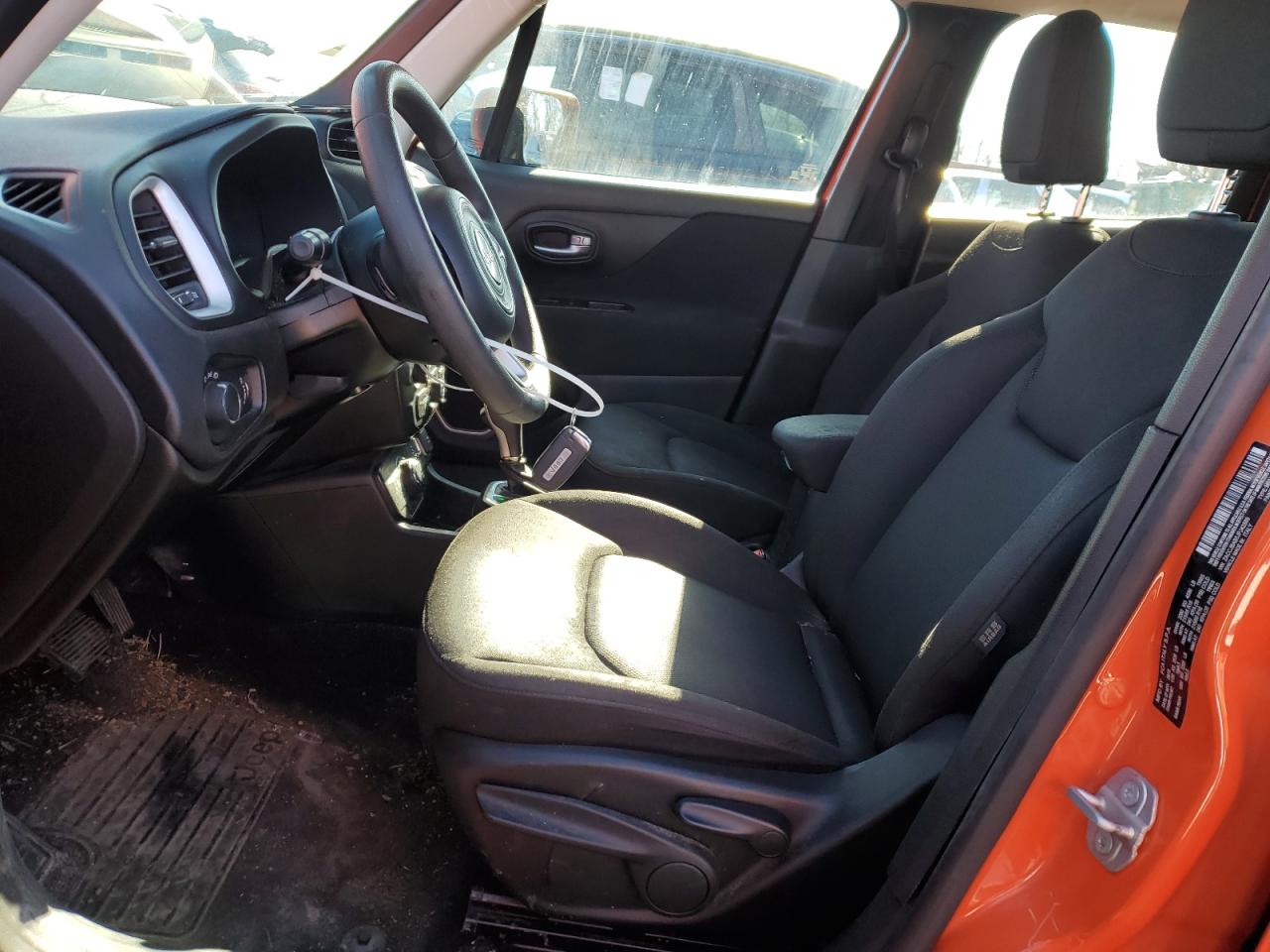 2018 Jeep Renegade - Image 7