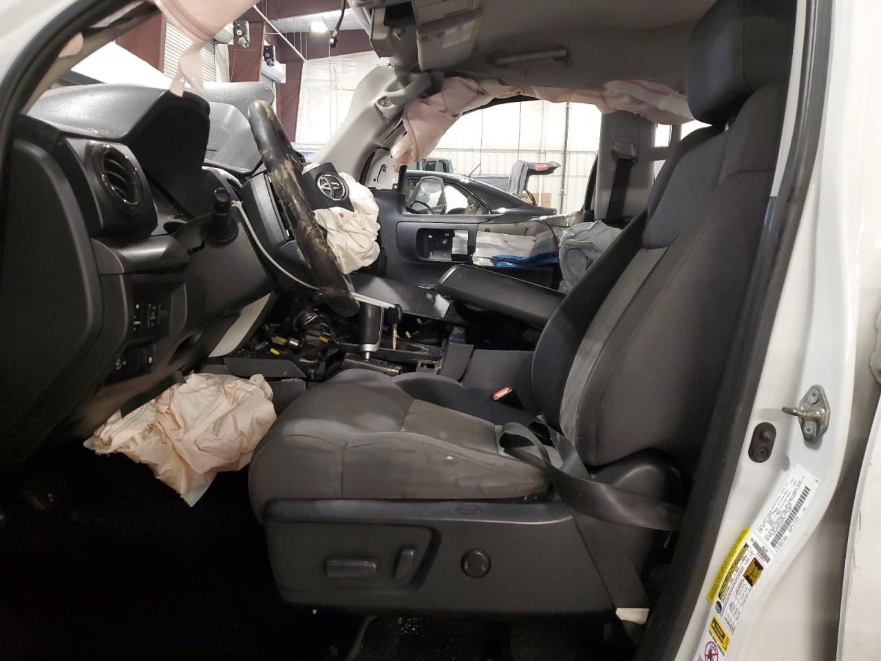 2016 Toyota Tundra - Image 7