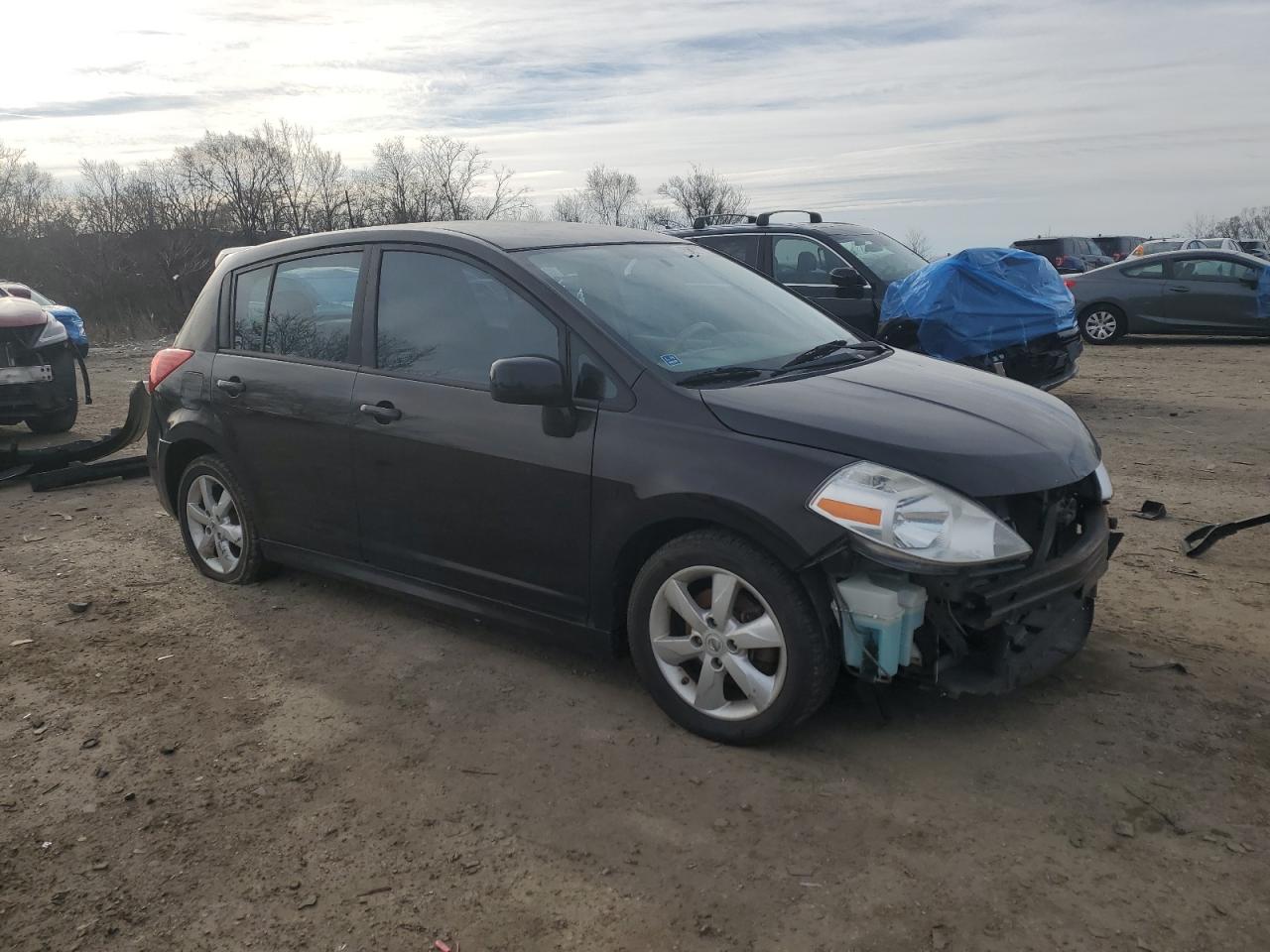 2011 Nissan Versa - Image 4