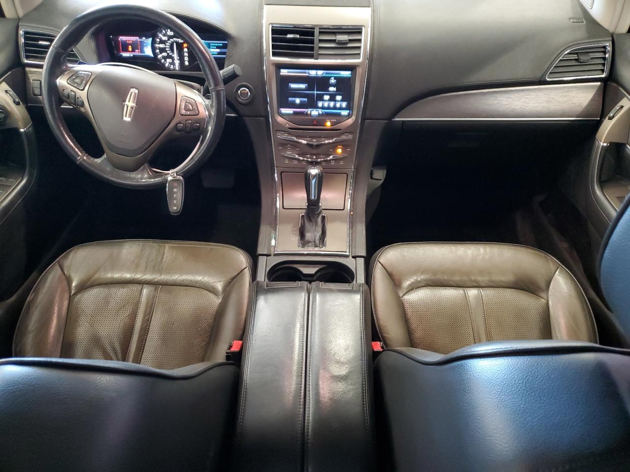 2013 Lincoln MKX - Image 8