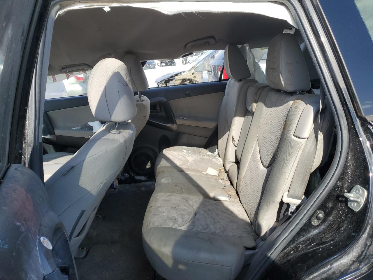 2012 Toyota RAV 4 - Image 11