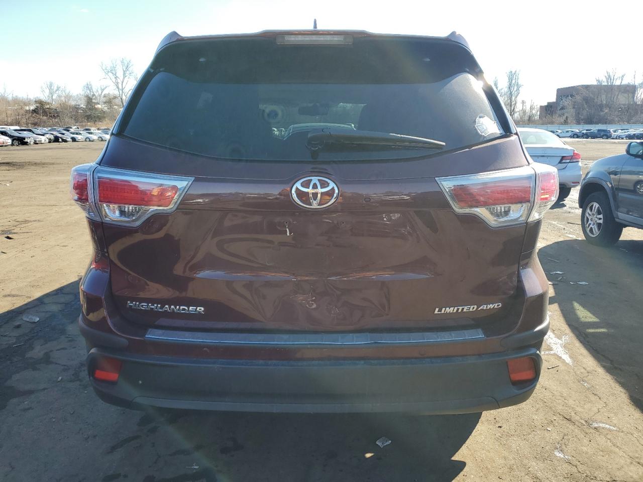 2015 Toyota Highlander - Image 6