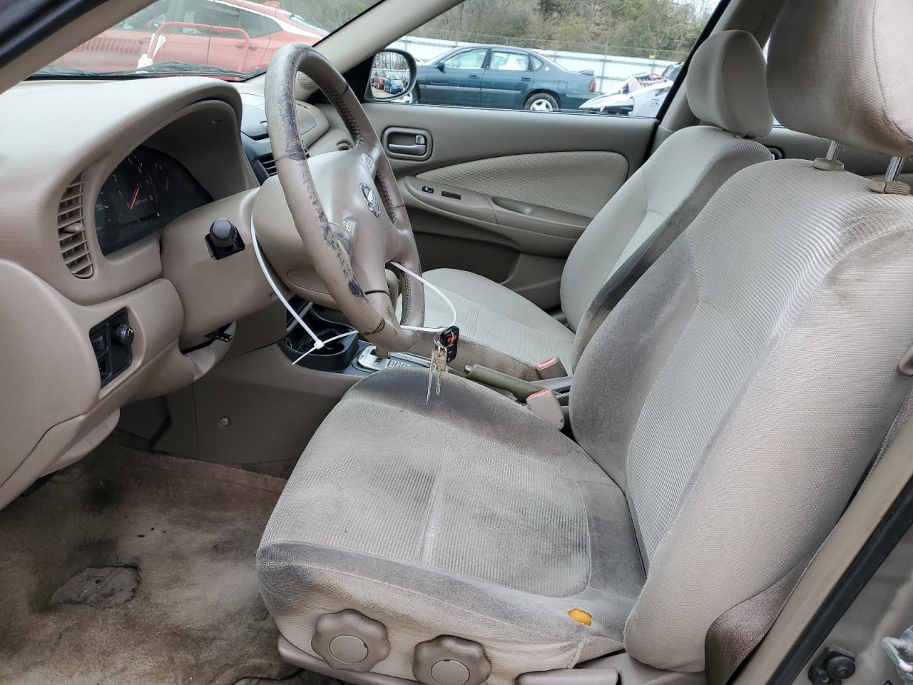 2004 Nissan Sentra - Image 7