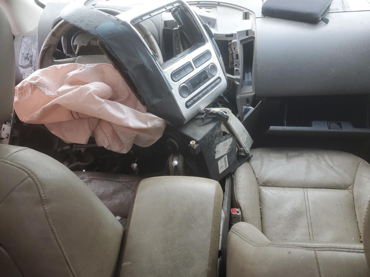 2010 Ford Edge - Image 8
