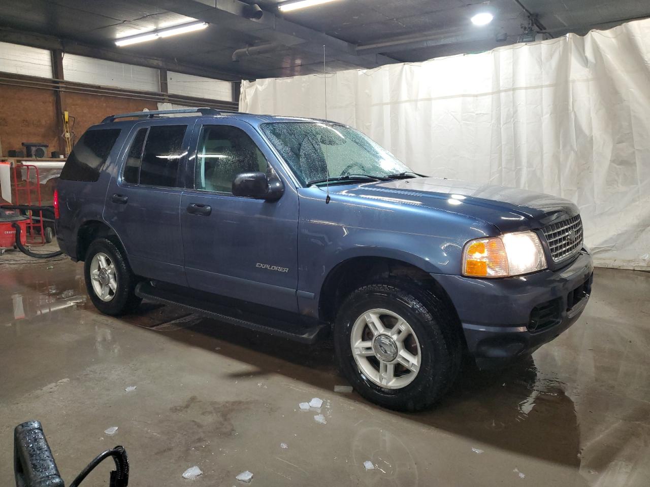 2004 Ford Explorer - Image 4