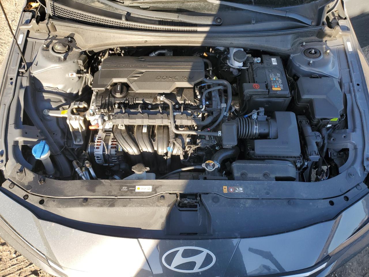 2024 Hyundai Elantra - Image 11