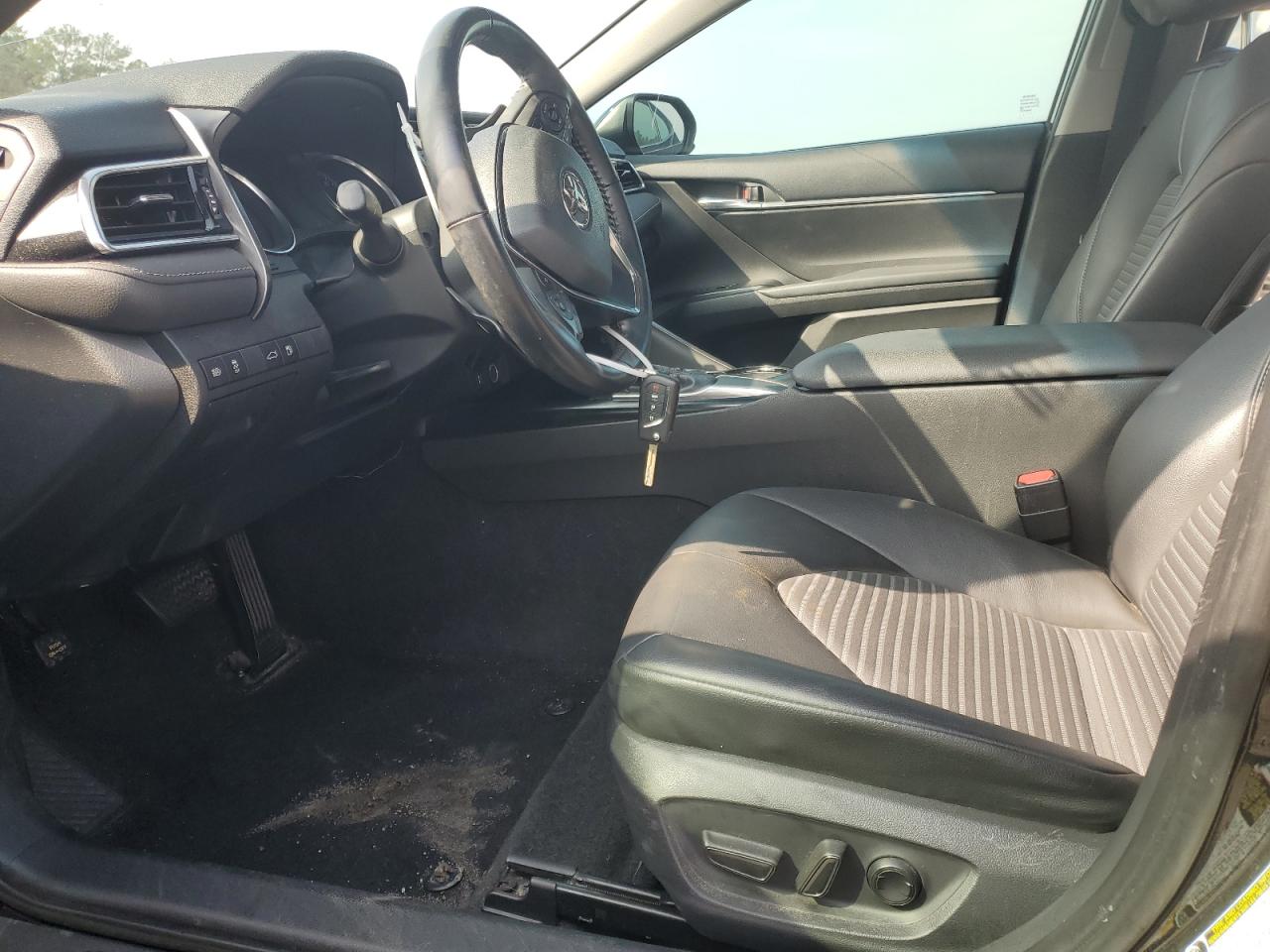 2018 Toyota Camry - Image 7