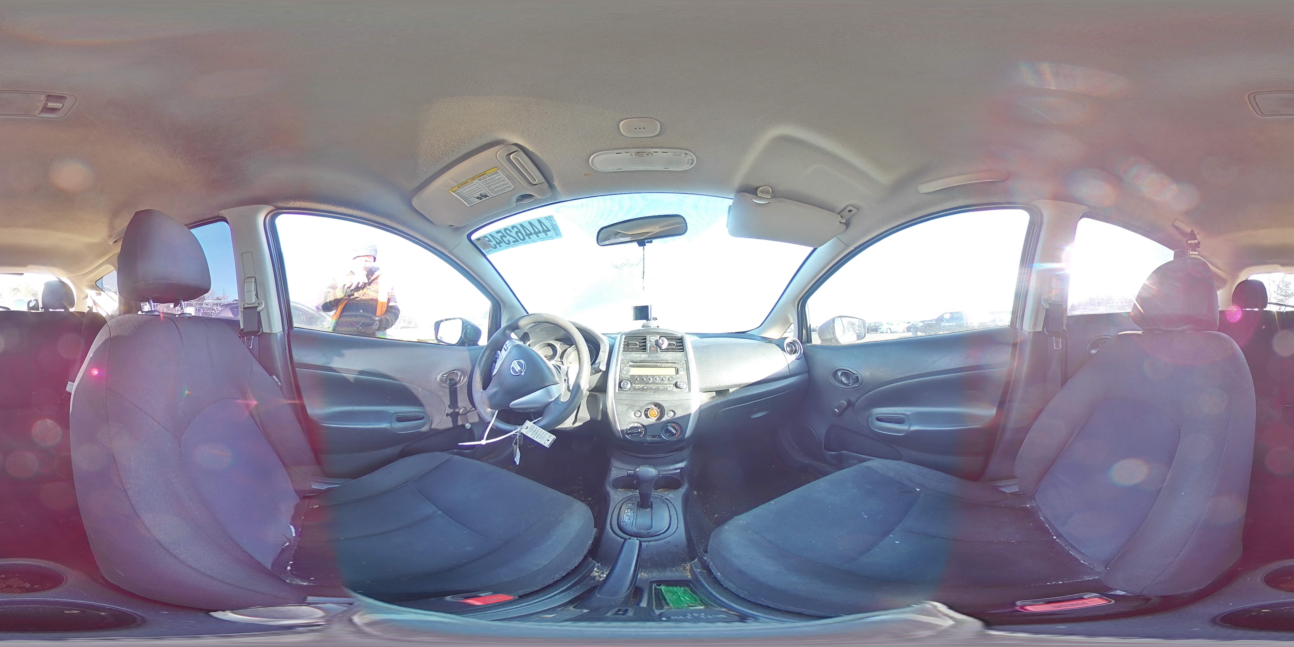 2016 Nissan Versa - Image 12