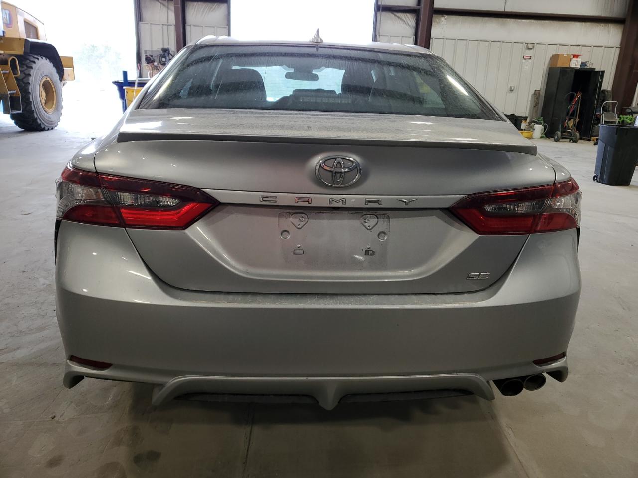 2022 Toyota Camry - Image 6