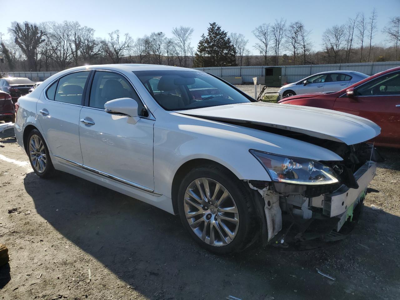 2014 Lexus LS - Image 4