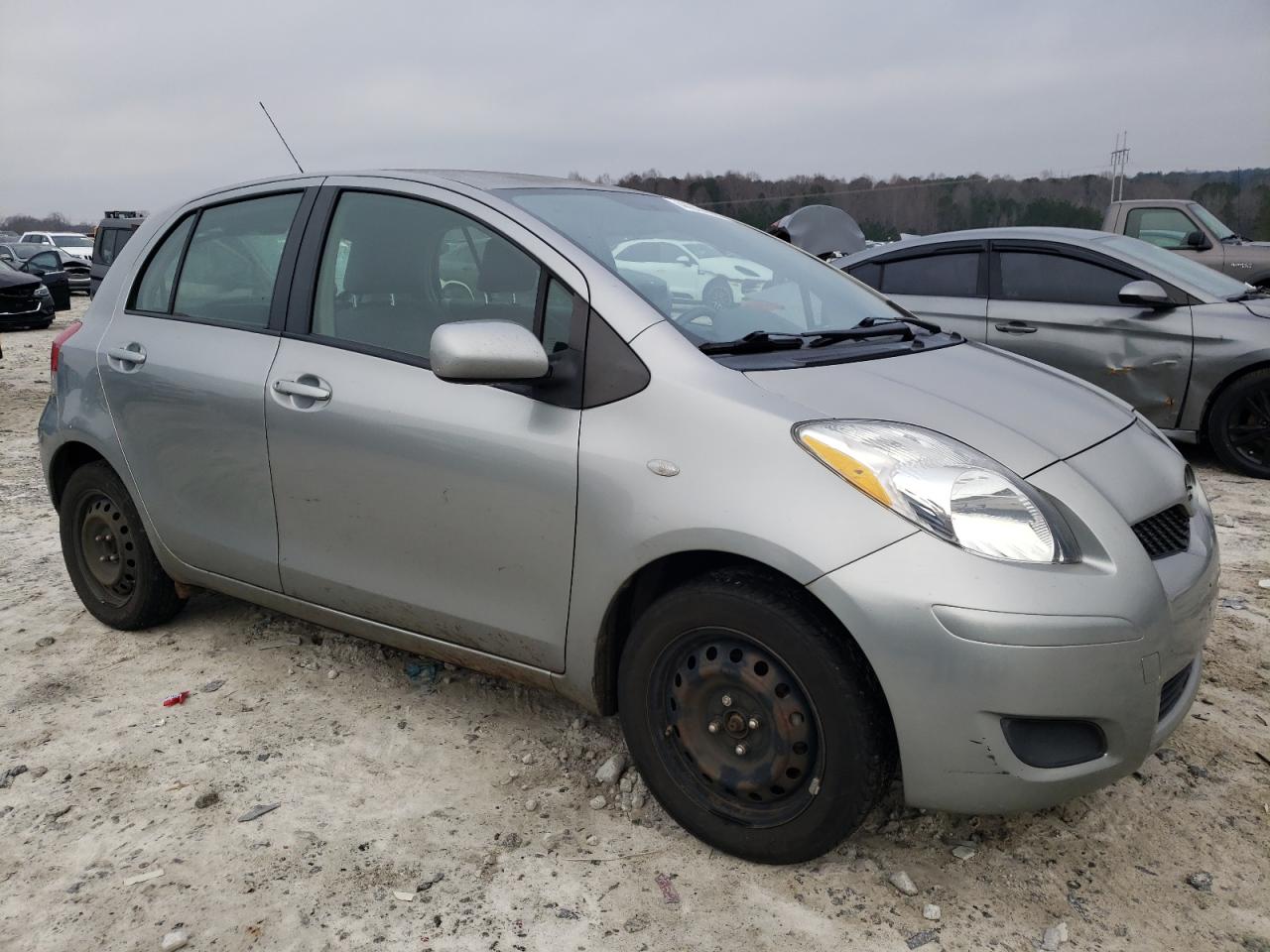 2011 Toyota Yaris - Image 4