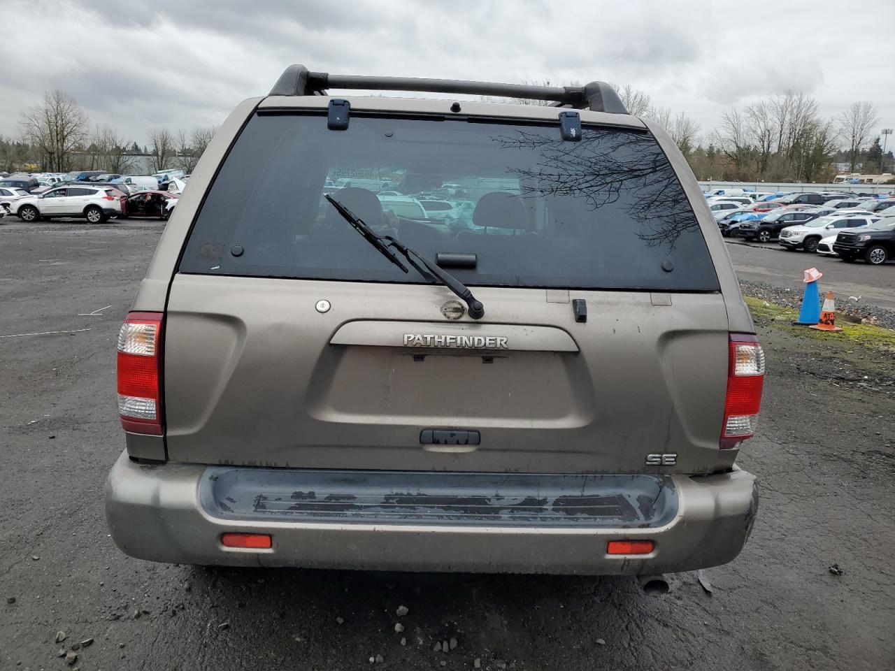 2002 Nissan Pathfinder - Image 6