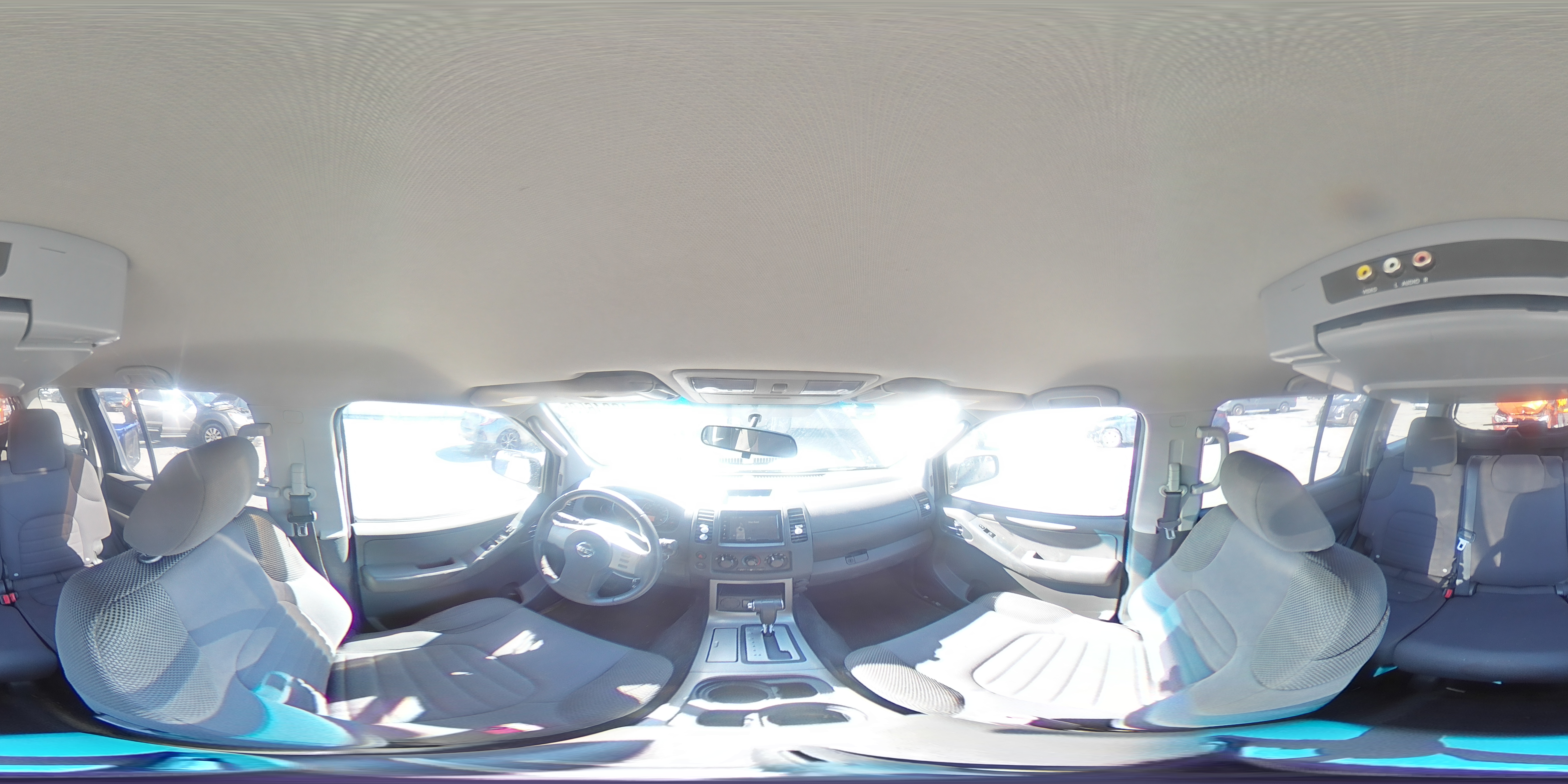 2012 Nissan Pathfinder - Image 13