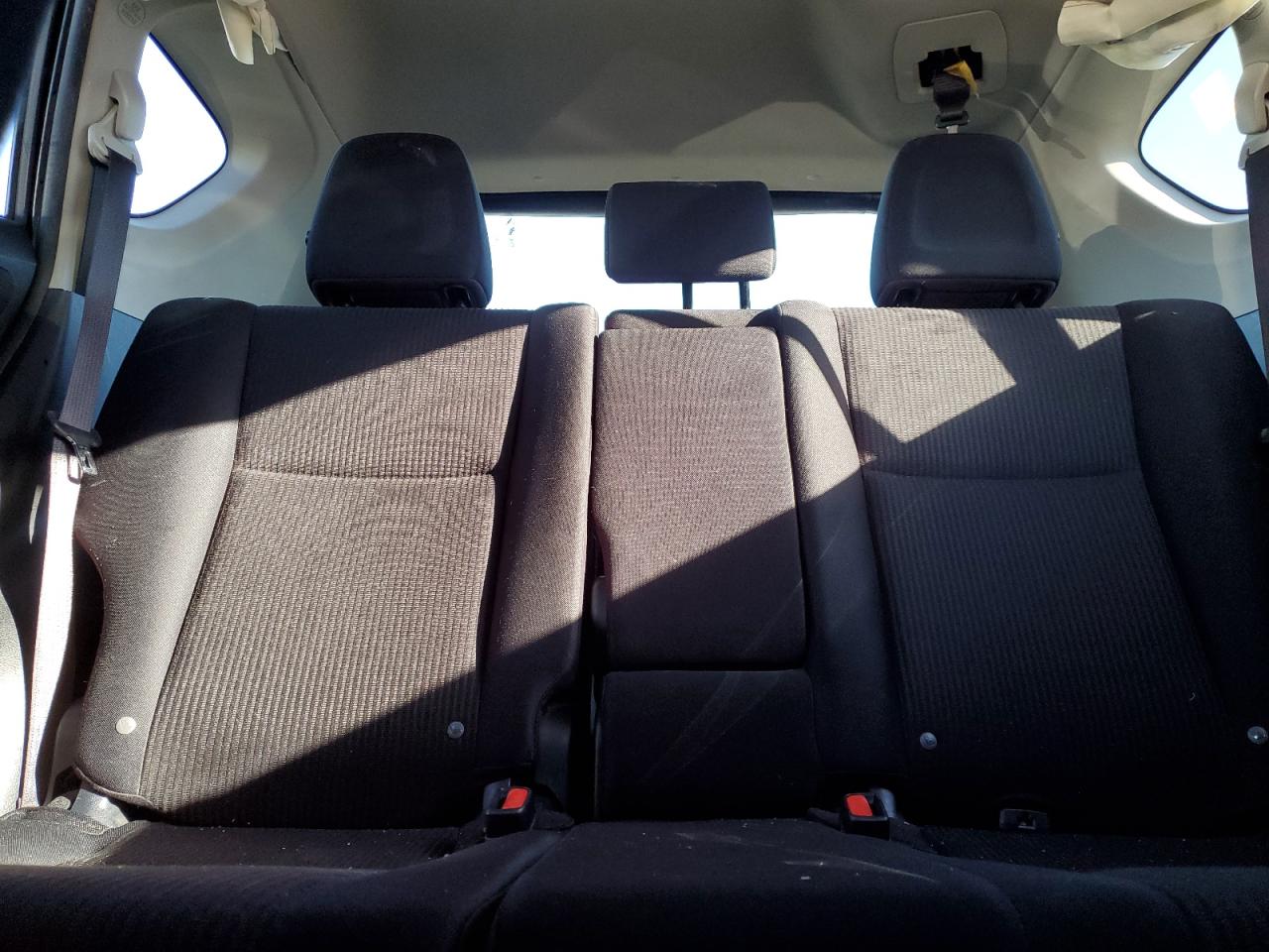 2016 Toyota RAV 4 - Image 10