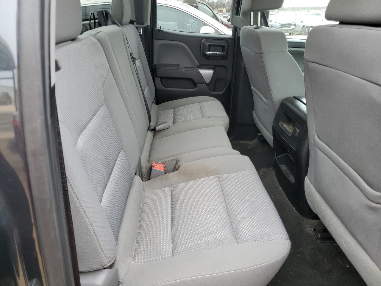 2017 Chevrolet Silverado - Image 10