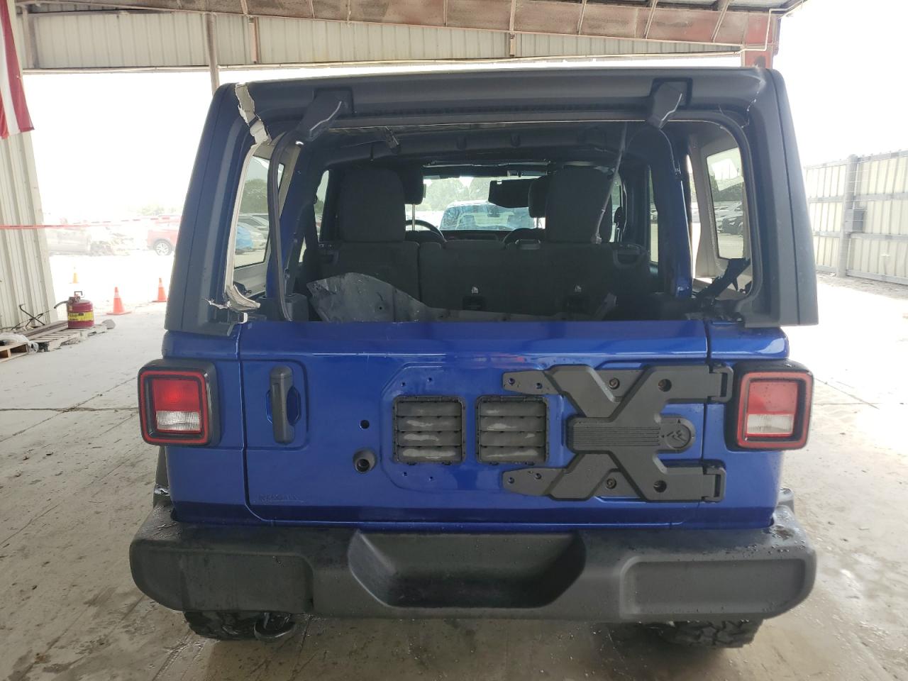 2020 Jeep Wrangler - Image 6