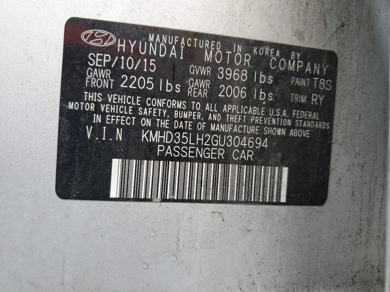 2016 Hyundai Elantra - Image 14
