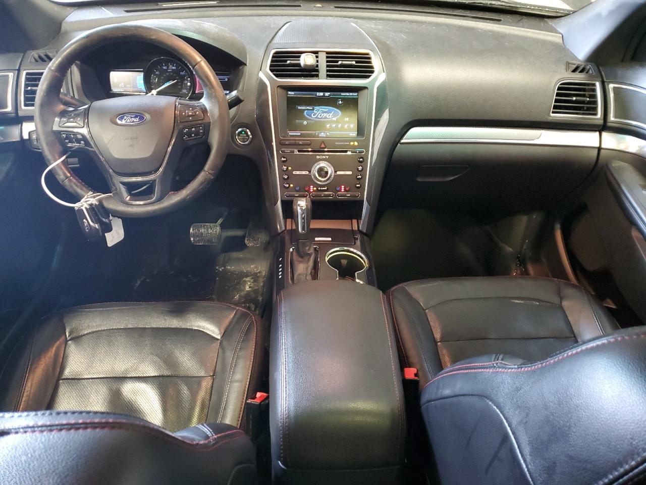 2016 Ford Explorer - Image 8