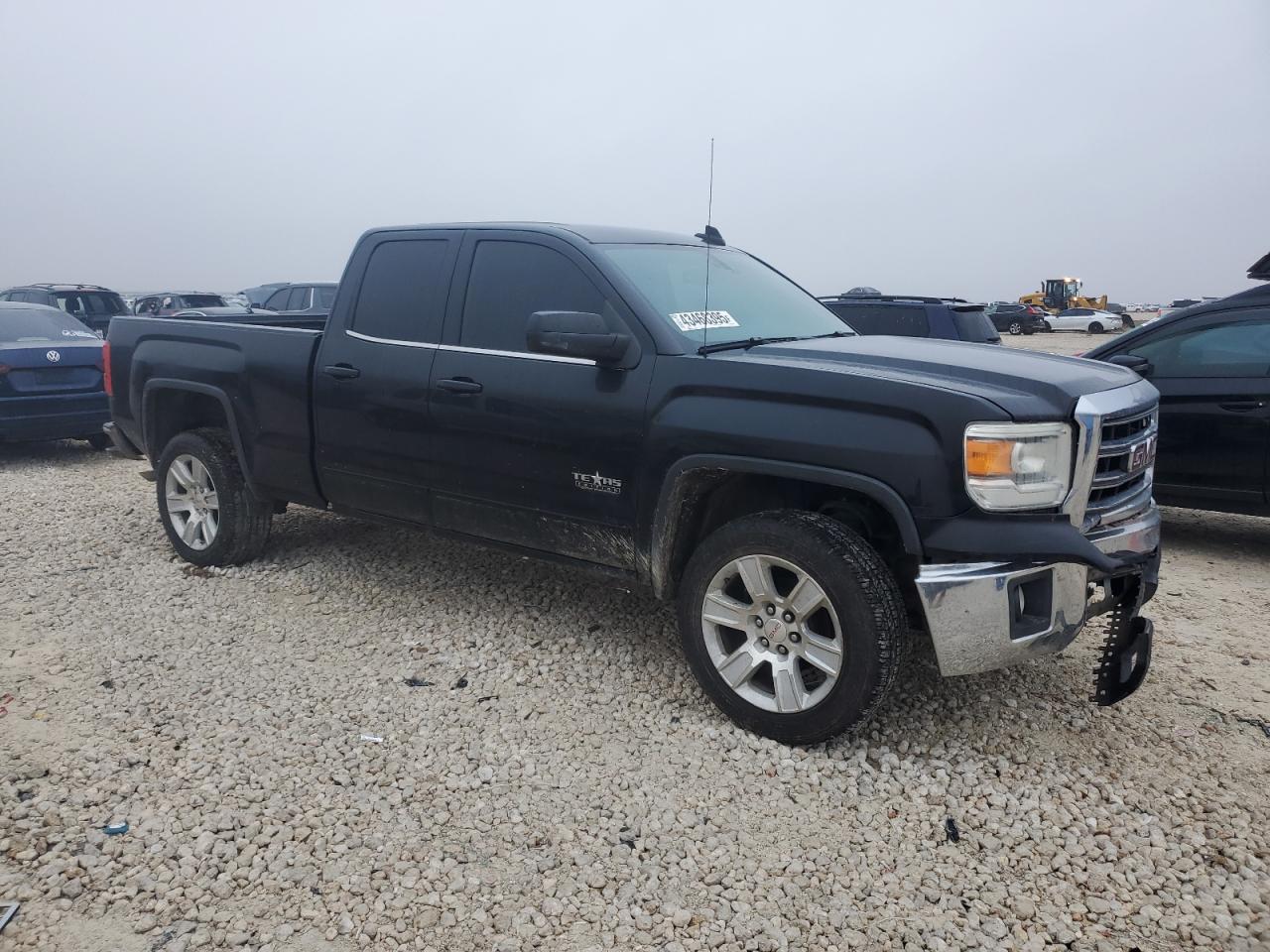 2015 GMC Sierra - Image 4