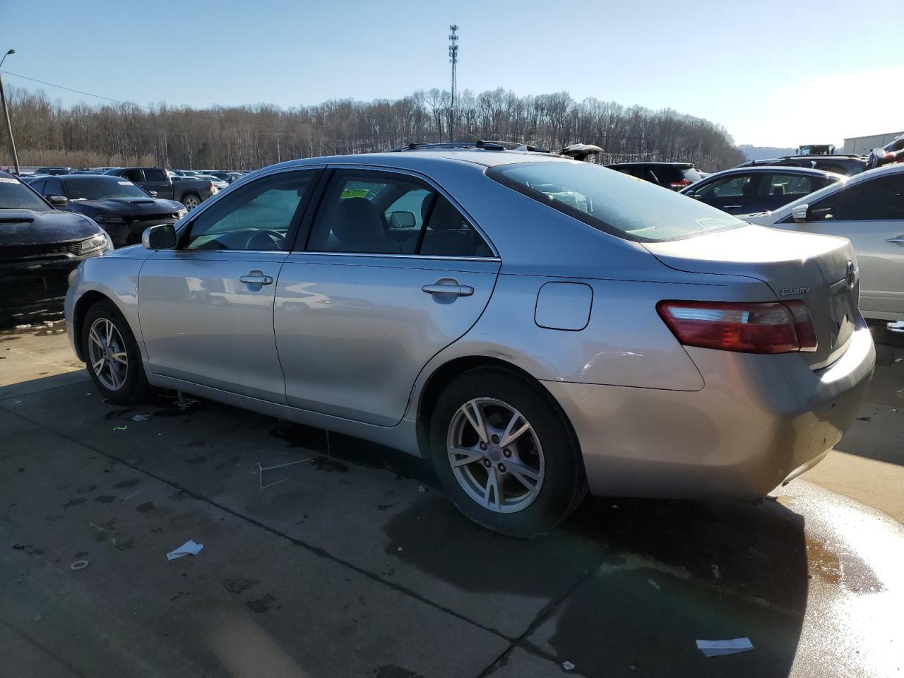 2009 Toyota Camry - Image 2