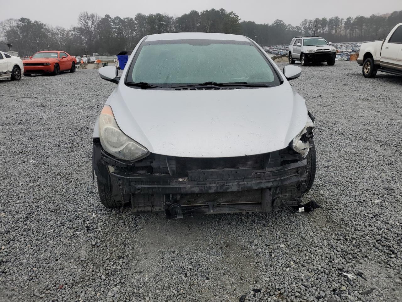 2013 Hyundai Elantra - Image 5