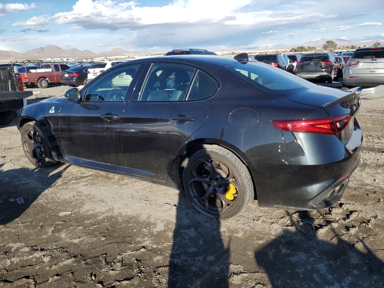 2018 Alfa Romeo Giulia - Image 2