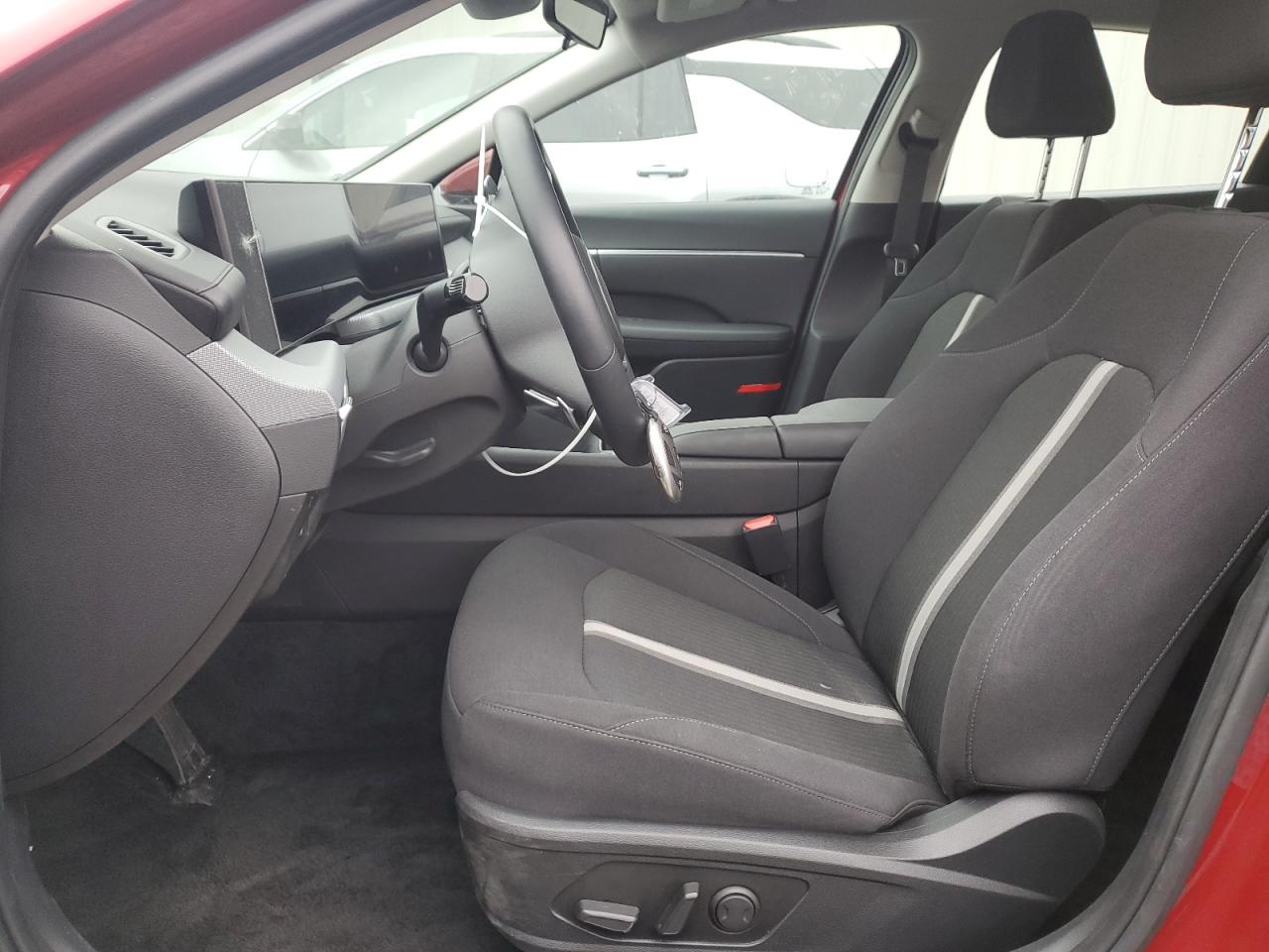2024 Hyundai Sonata - Image 7