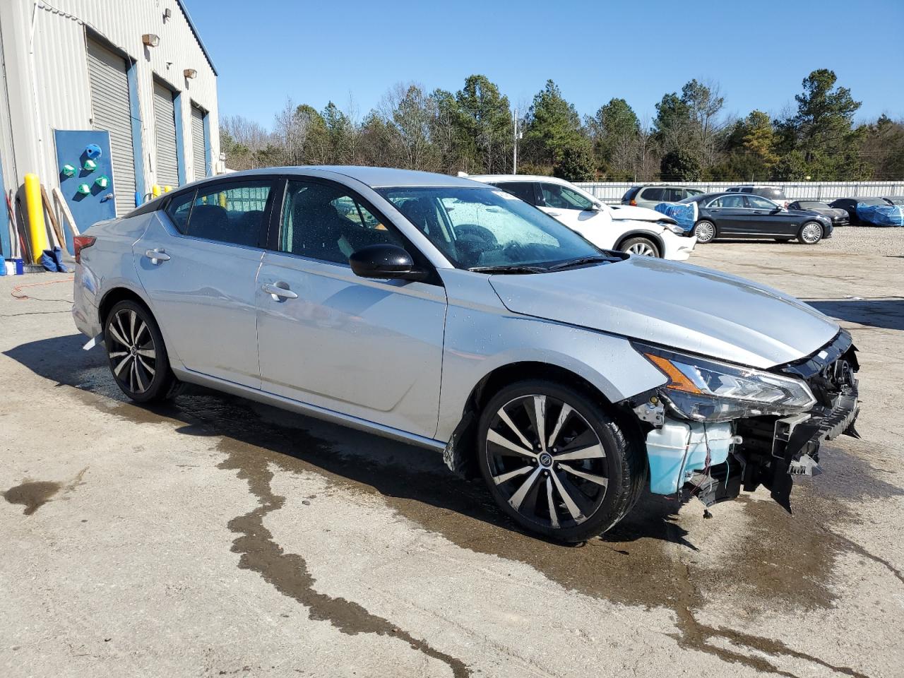 2021 Nissan Altima - Image 4
