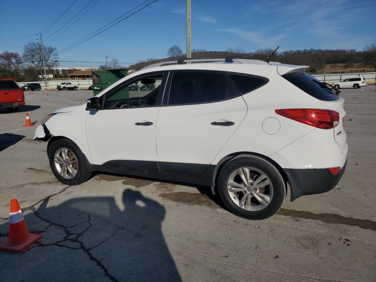 2013 Hyundai Tucson - Image 2