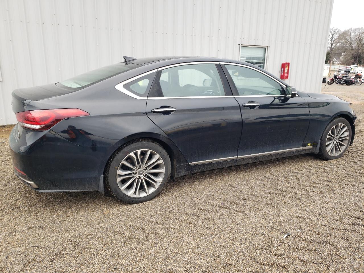 2016 Hyundai Genesis - Image 3