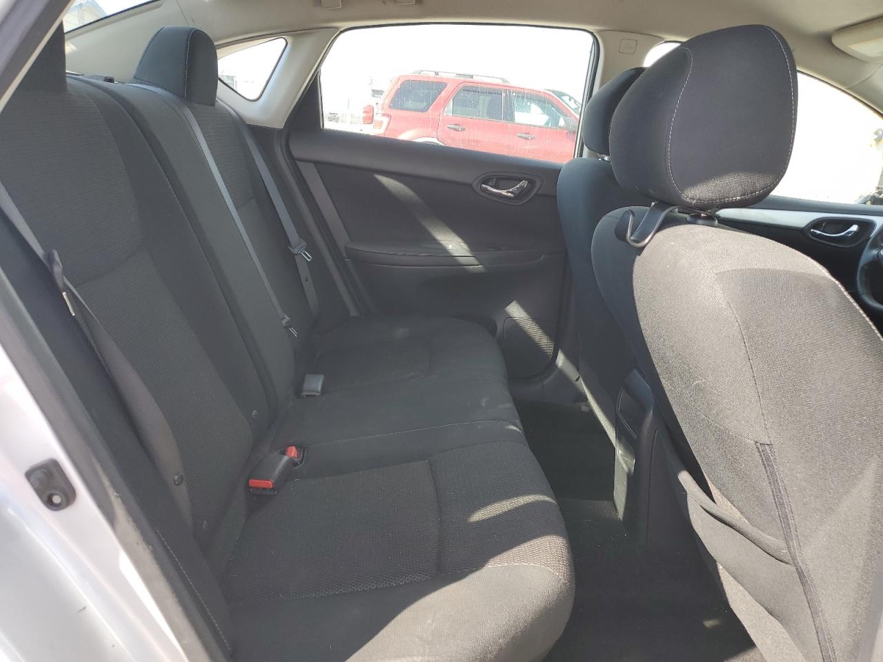 2019 Nissan Sentra - Image 11