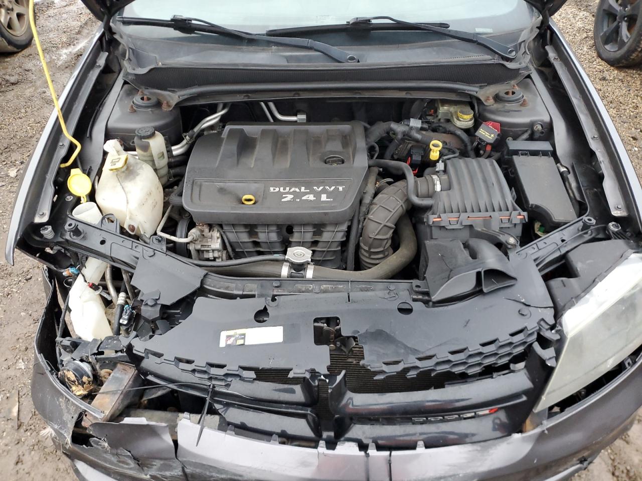 2014 Dodge Avenger - Image 11