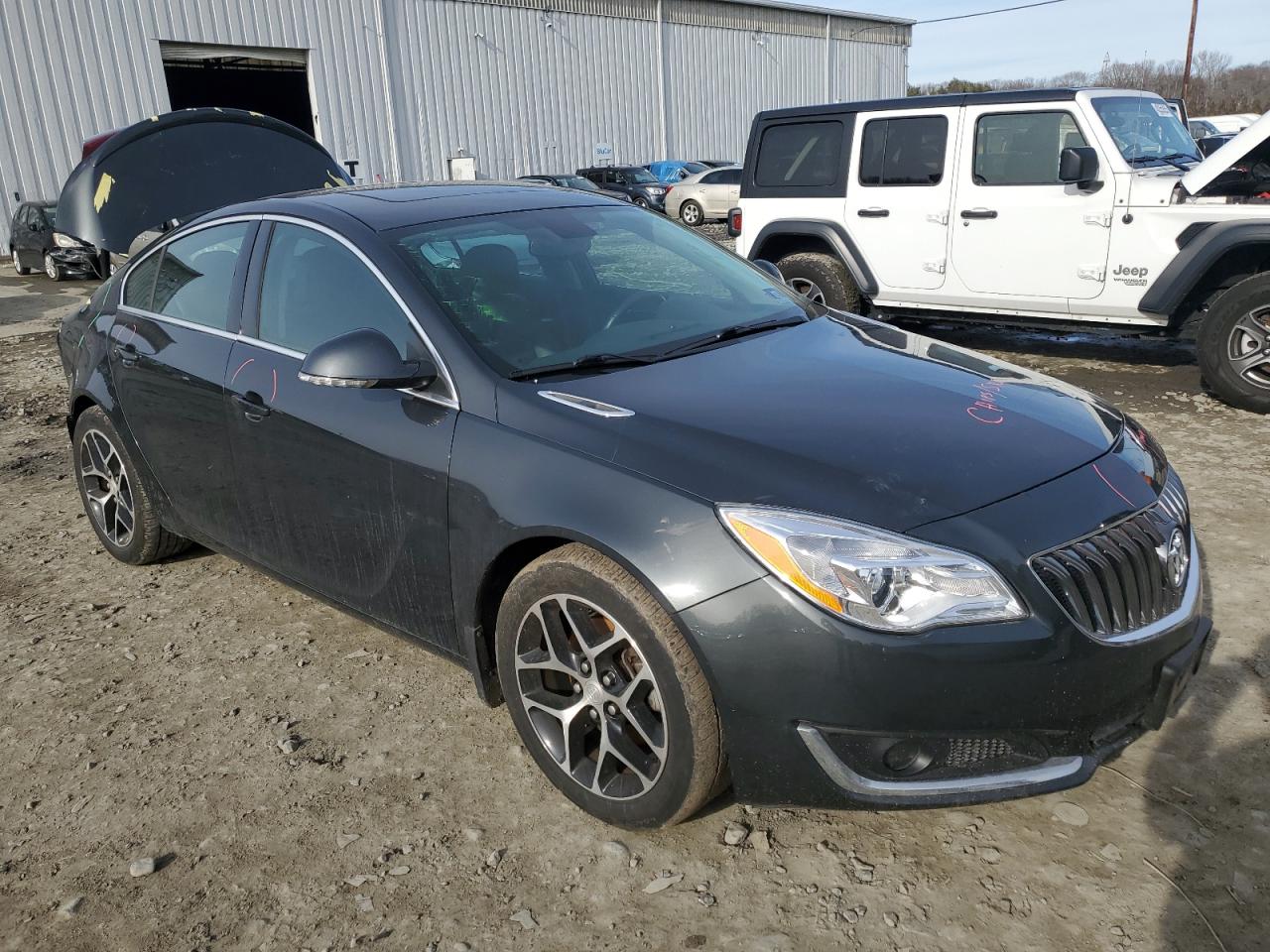 2016 Buick Regal - Image 4