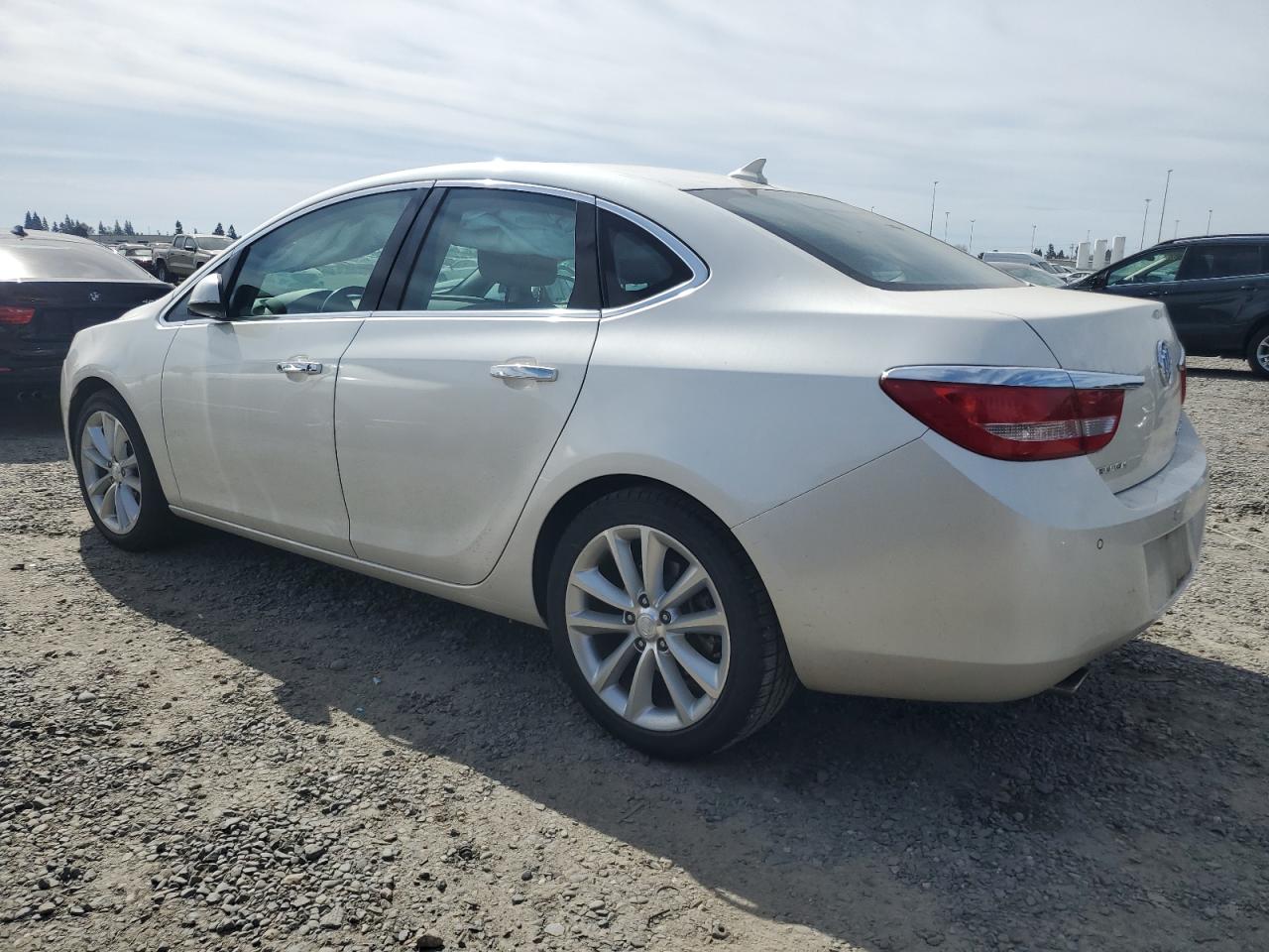 2014 Buick Verano - Image 2