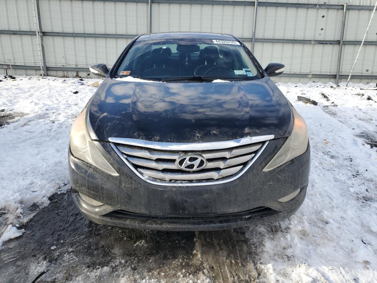 2011 Hyundai Sonata - Image 5