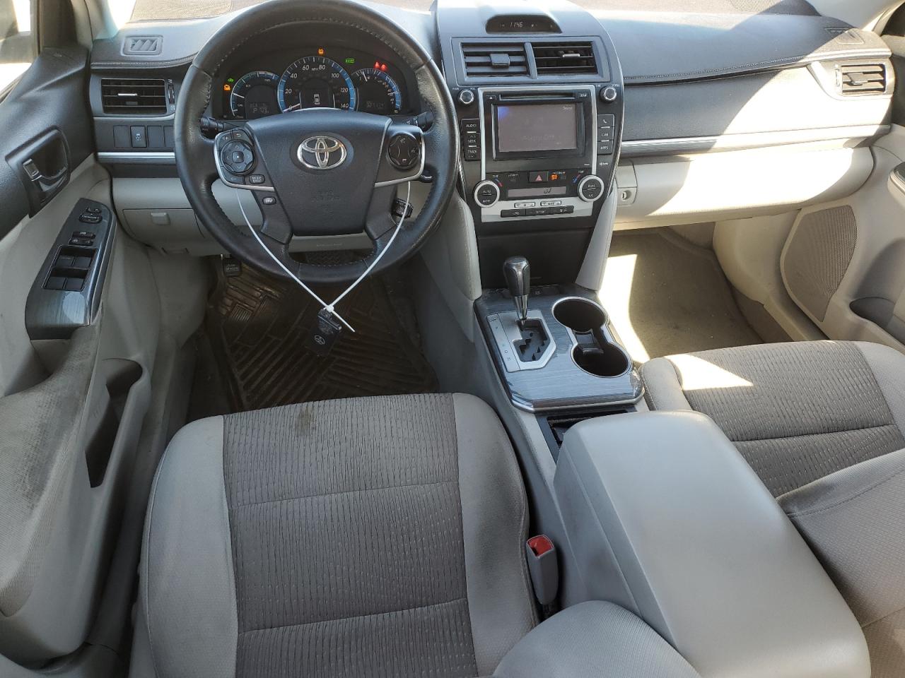 2012 Toyota Camry - Image 8