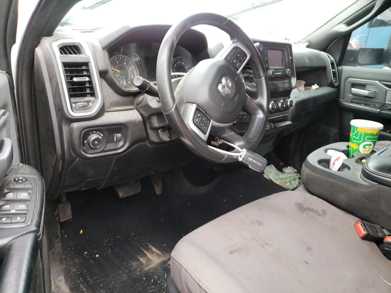 2021 RAM 3500 - Image 8